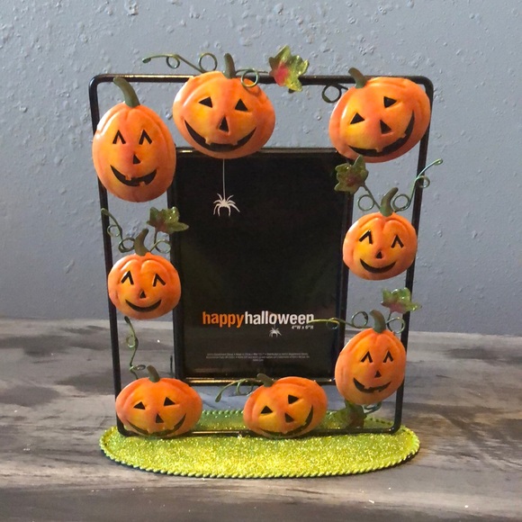 Kohl's Other - Halloween picture frame 4x6
